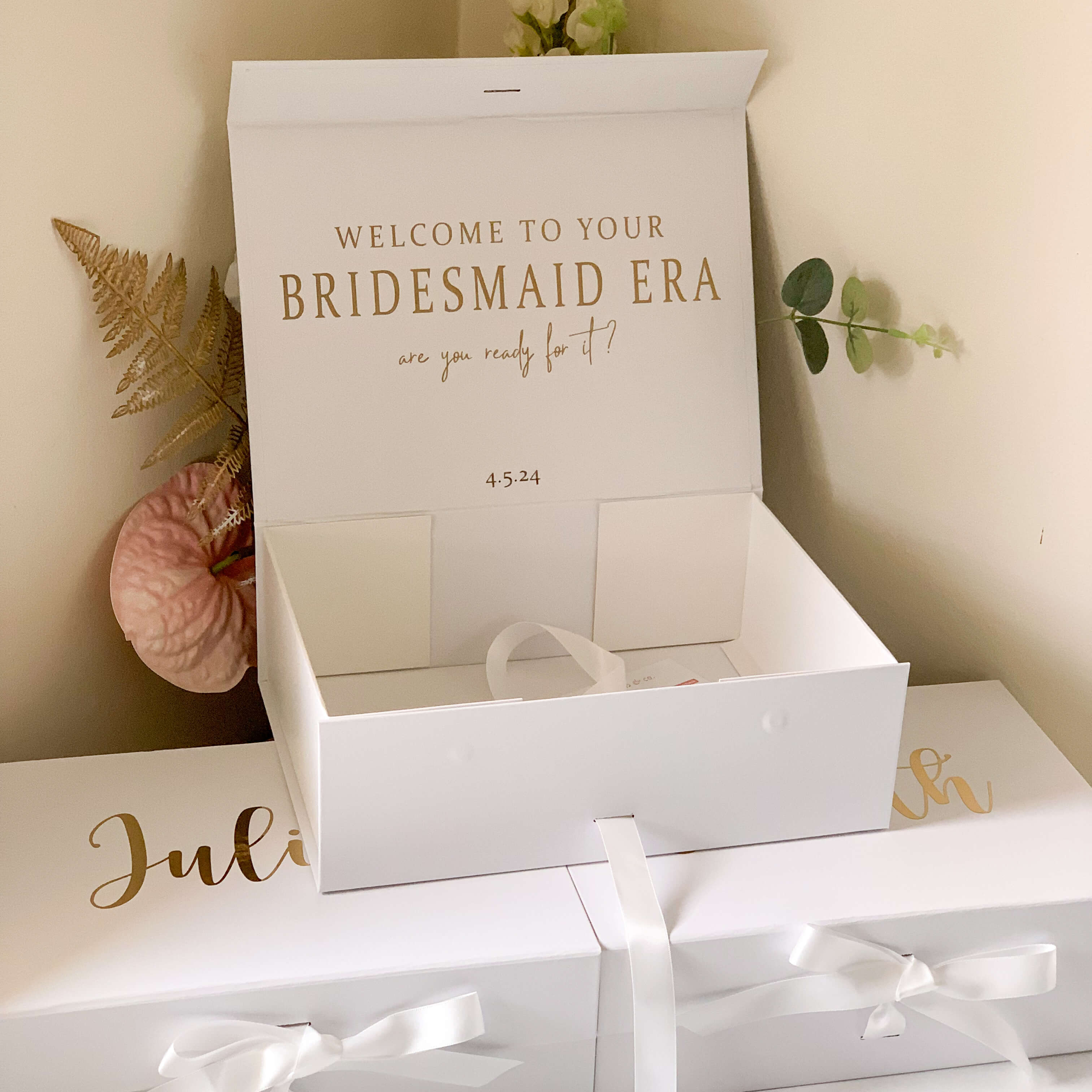 Personalised Bridesmaid / Maid of Honour Era Magnetic Gift Box